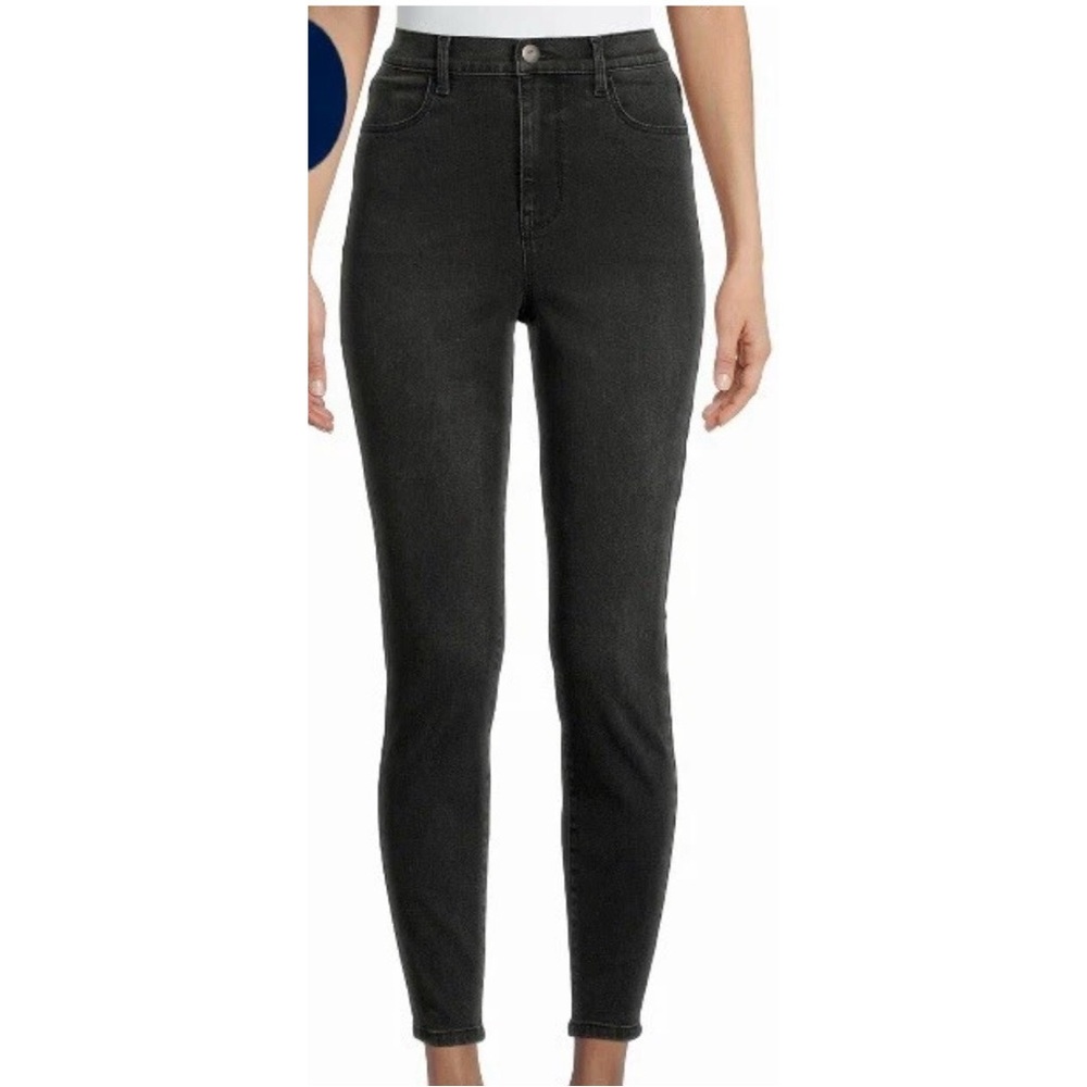 No Boundaries Black High Rise Curvy Slim Jeans NWT!